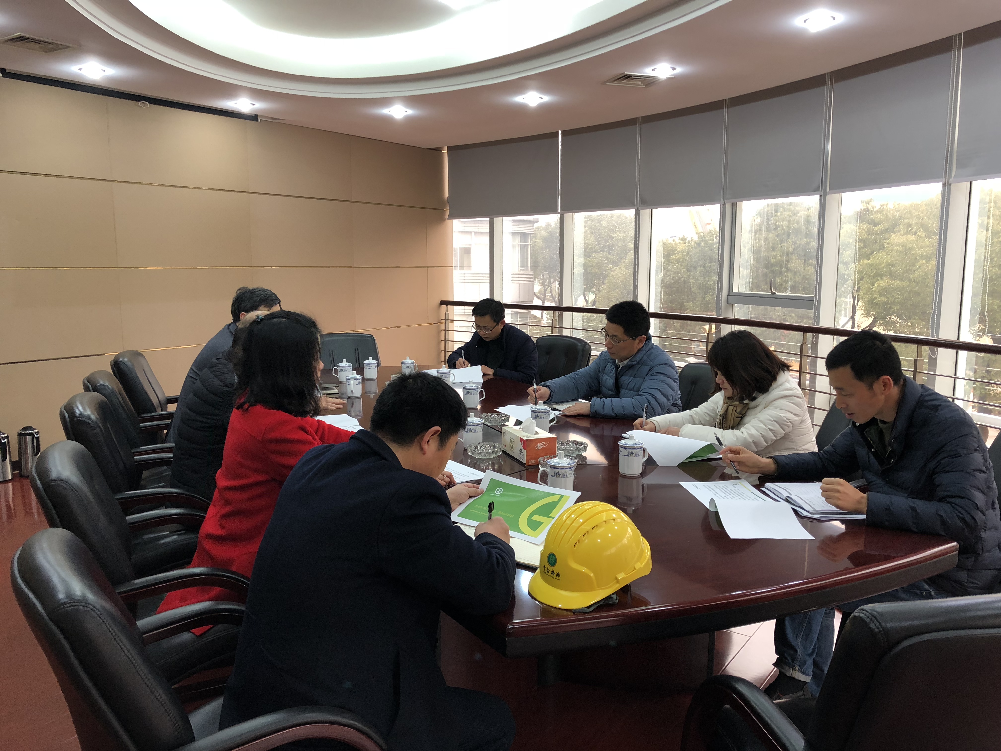上虞区委常委、杭州湾经济开发区管委会主任金山中莅临格派浙江工厂视察、指导工作